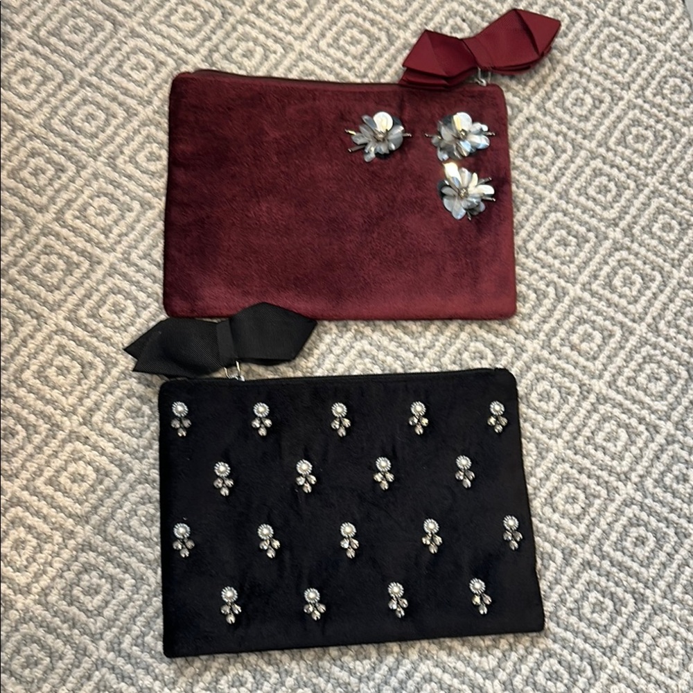 Elegant Black and Burgundy Clutch Set